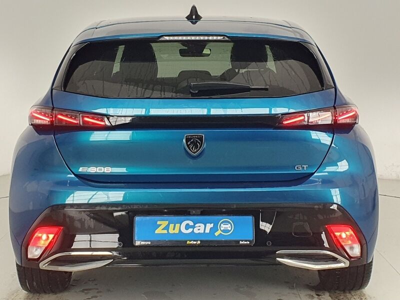 More views of Peugeot 308