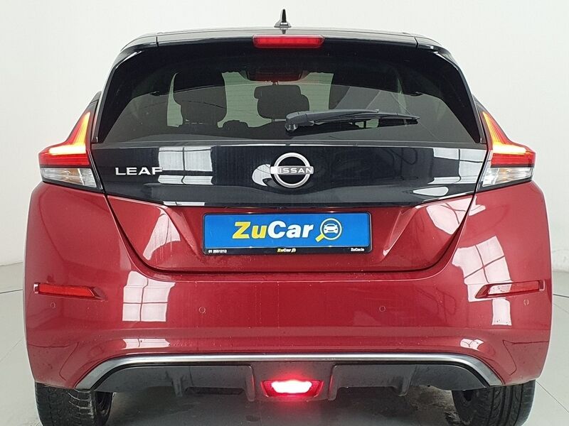 More views of Nissan Leaf