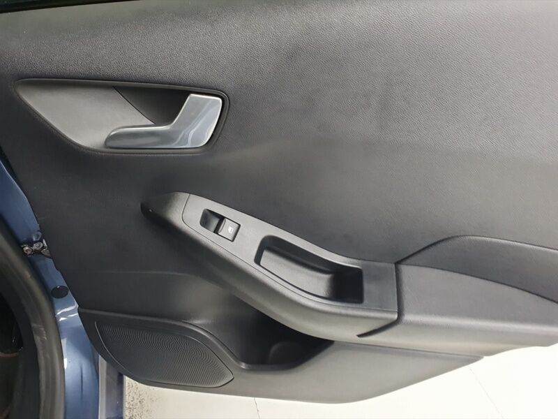 More views of Ford Fiesta