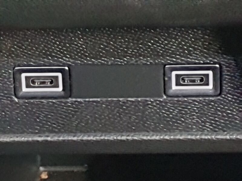 More views of Peugeot 308