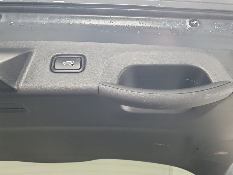 More views of Hyundai Tucson