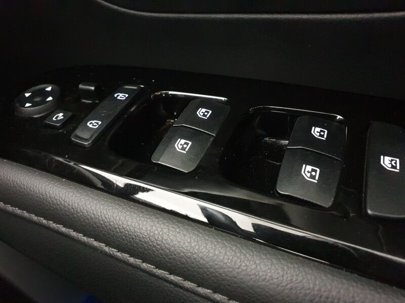 More views of Hyundai Tucson