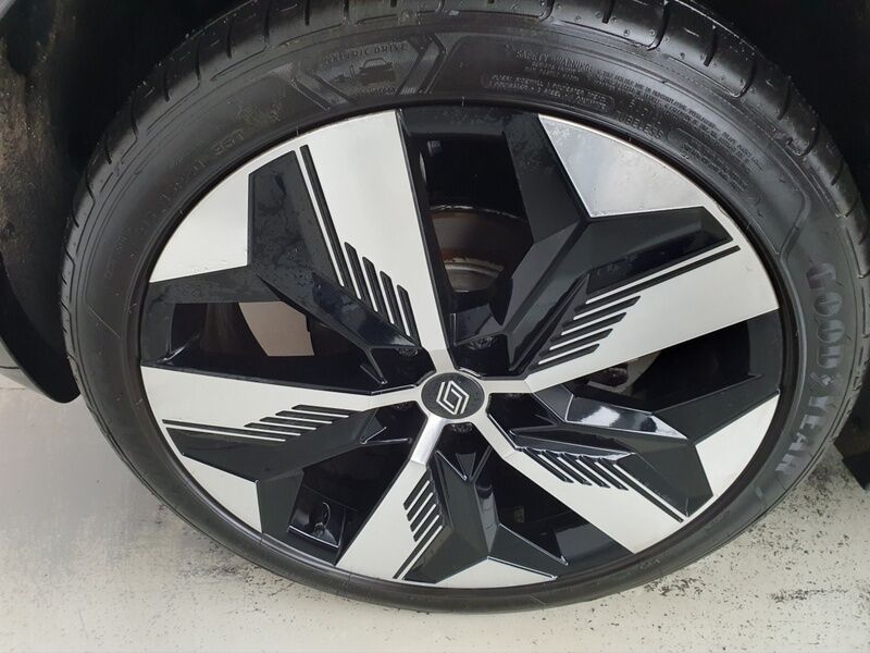 More views of Renault Megane E-Tech