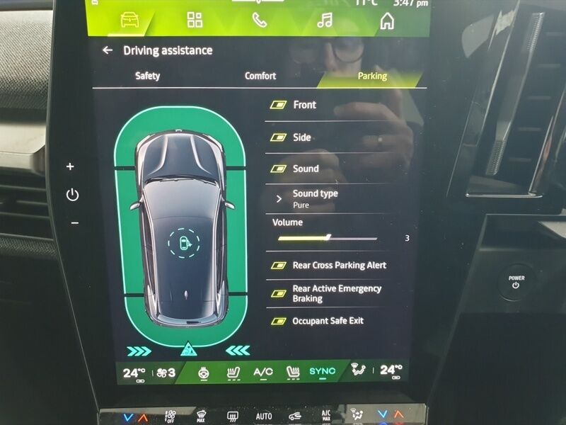 More views of Renault Megane