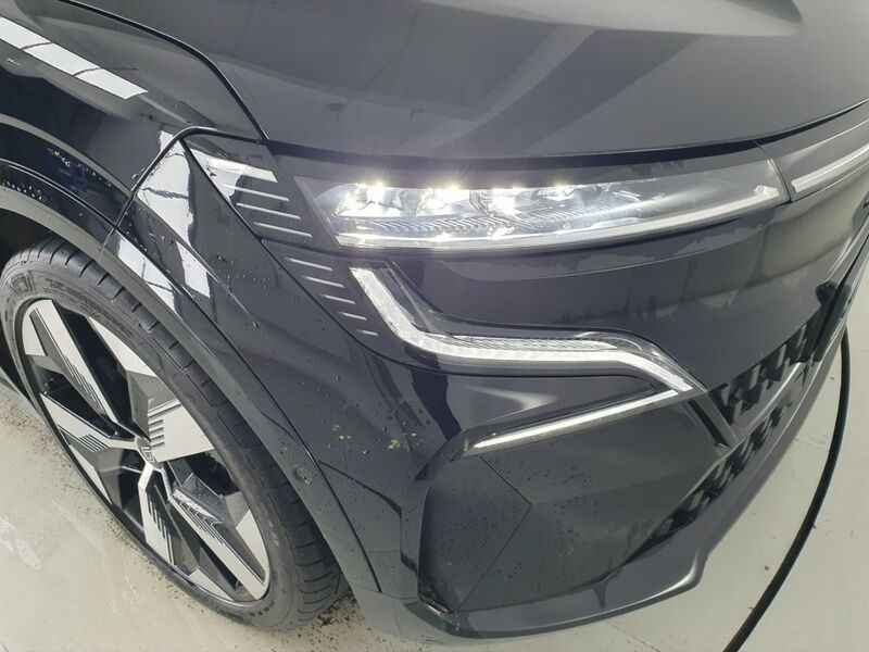 More views of Renault Megane E-Tech