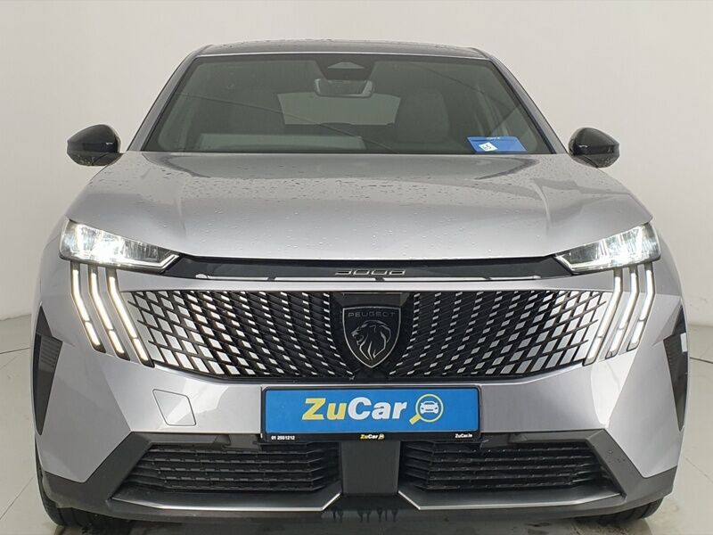 More views of Peugeot 3008