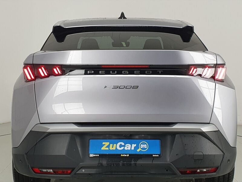 More views of Peugeot 3008