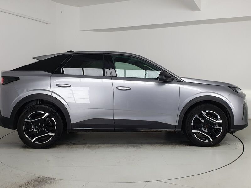 More views of Peugeot 3008