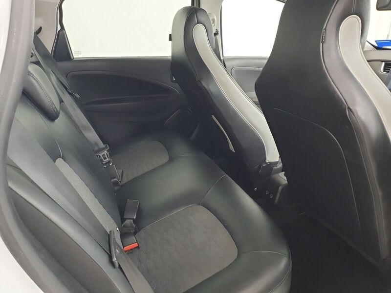 More views of Renault Zoe