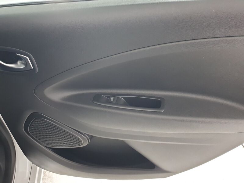 More views of Renault Zoe