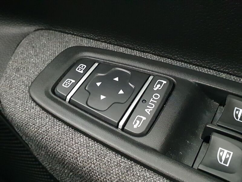 More views of Renault Zoe