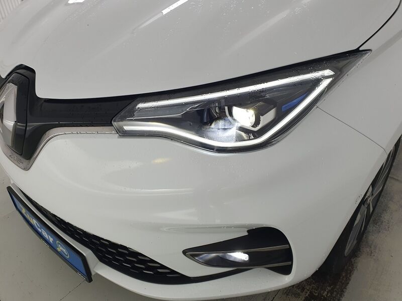 More views of Renault Zoe