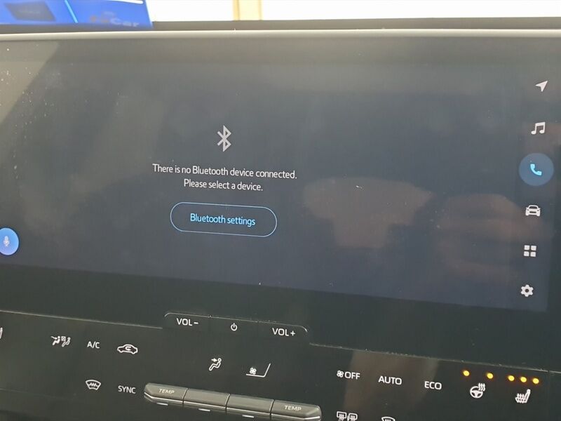 More views of Subaru Solterra