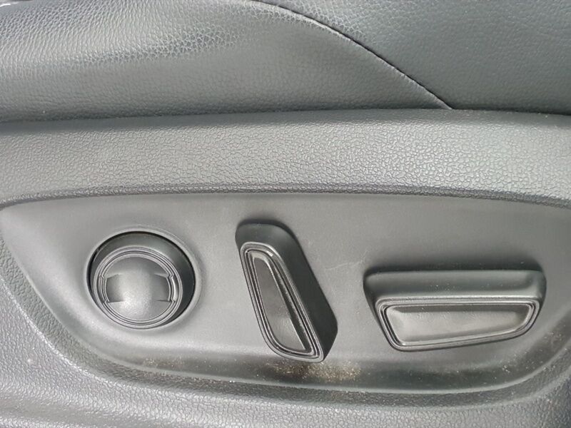 More views of Subaru Solterra