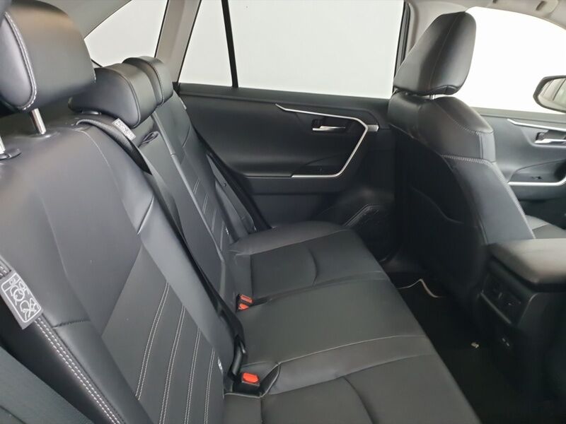 More views of Toyota RAV4