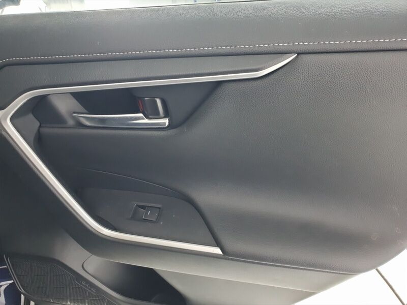 More views of Toyota RAV4