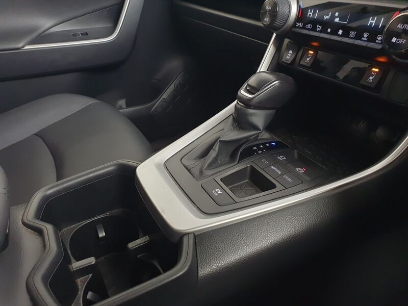 More views of Toyota RAV4