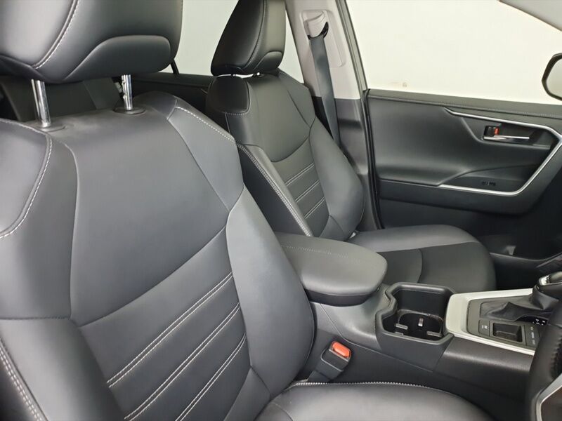 More views of Toyota RAV4