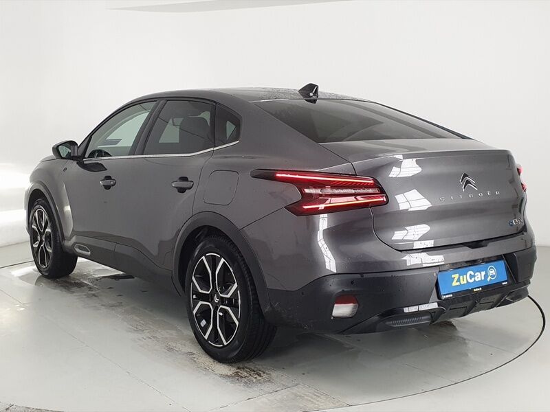 More views of Citroen e-C4 X