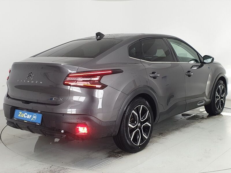 More views of Citroen e-C4 X