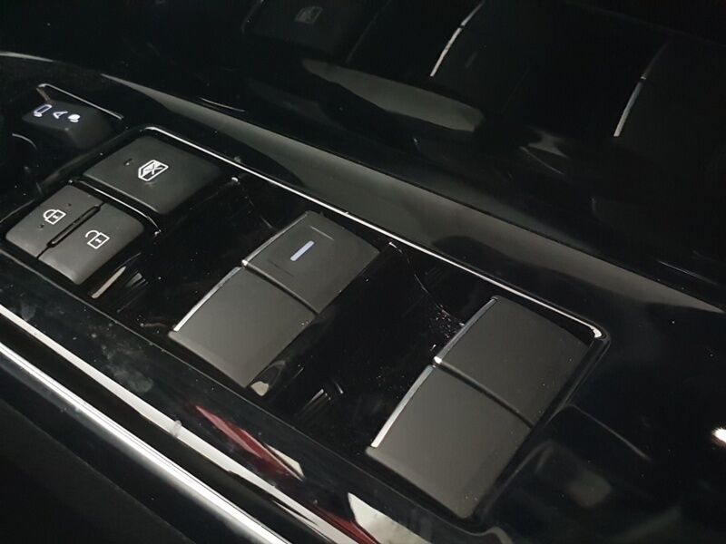 More views of Subaru Solterra