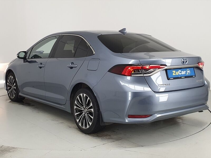 More views of Toyota Corolla