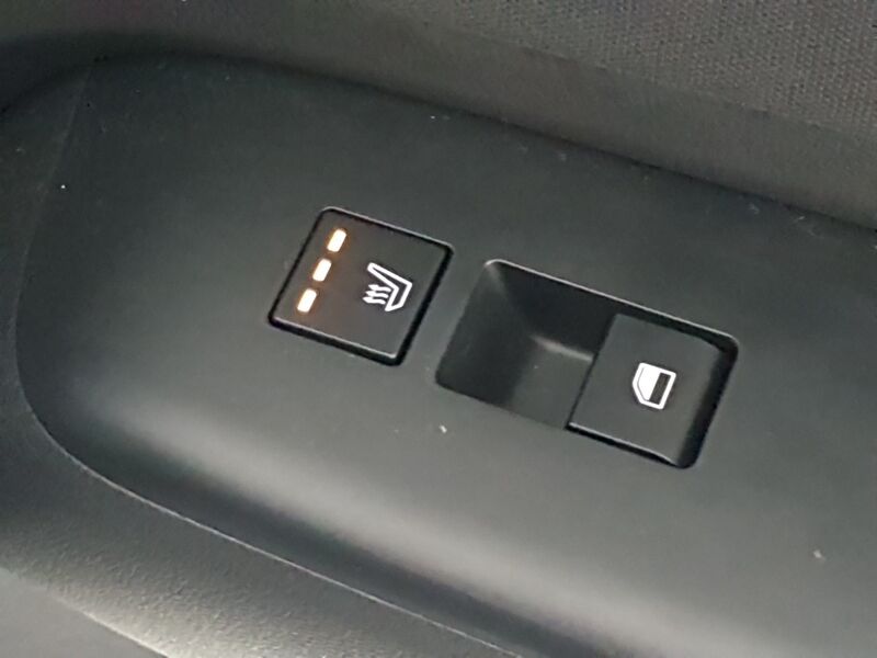 More views of Hyundai KONA