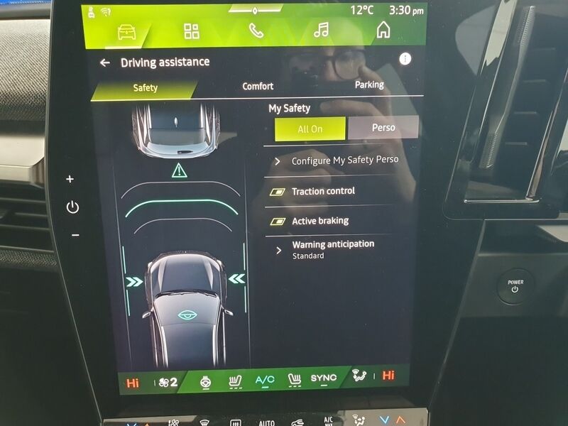 More views of Renault Scenic