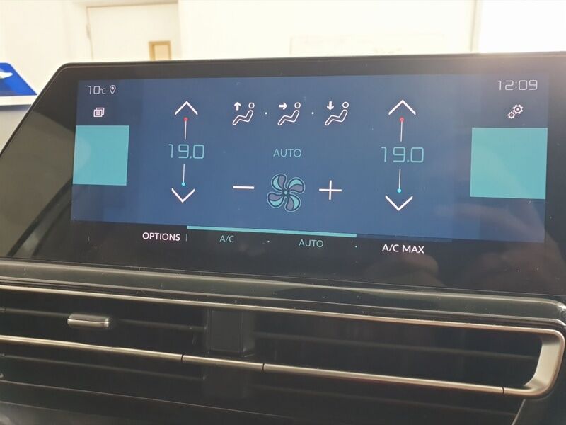 More views of Citroen C5 Aircross
