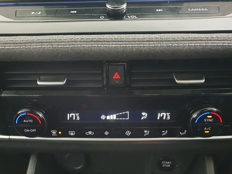 More views of Nissan Qashqai