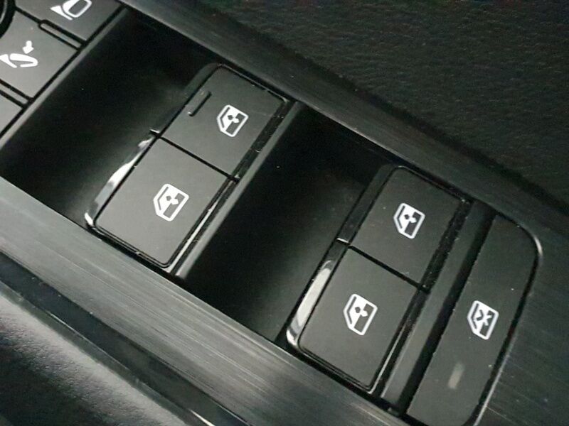 More views of Nissan Qashqai