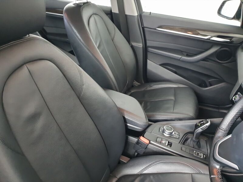 More views of BMW X1