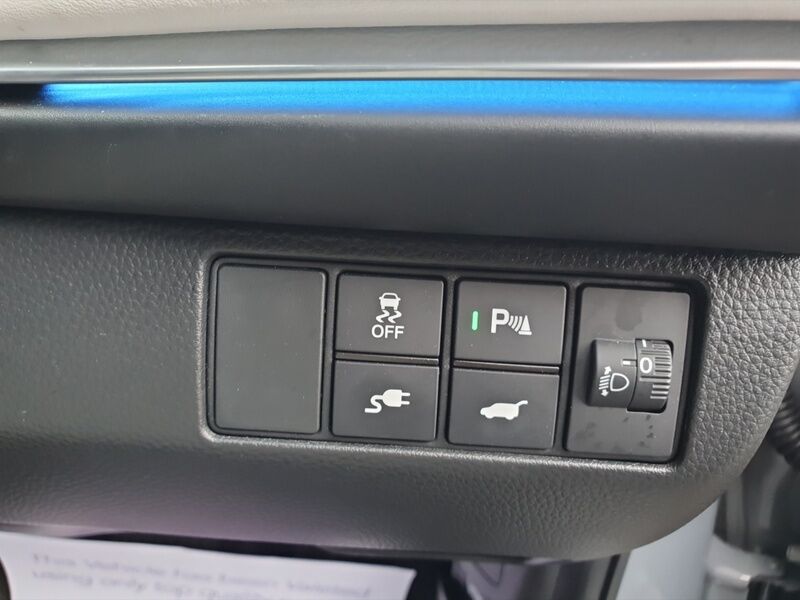 More views of Honda e:Ny1