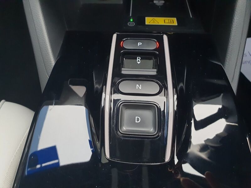 More views of Honda e:Ny1