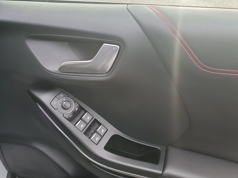 More views of Ford Puma