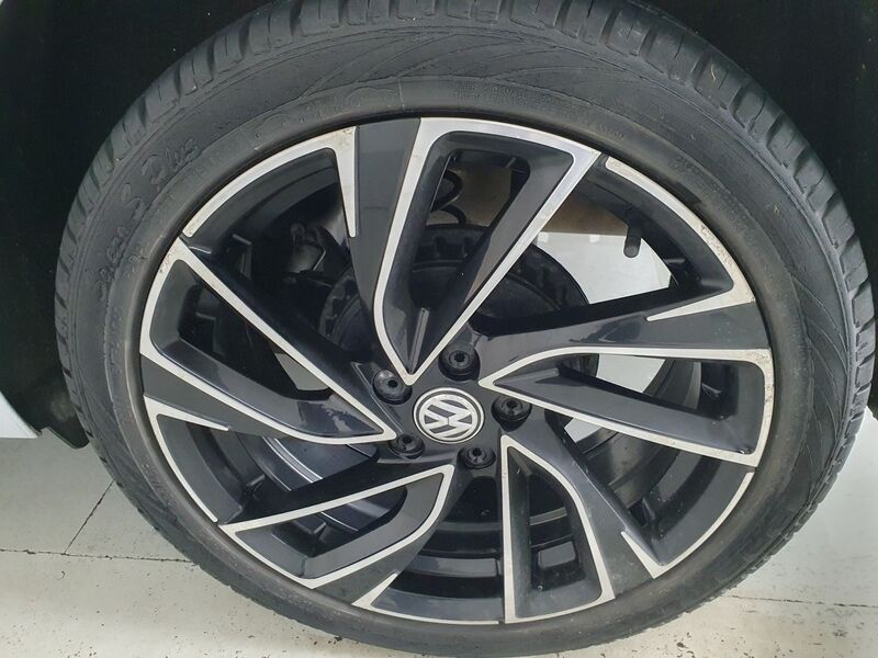 More views of Volkswagen Polo