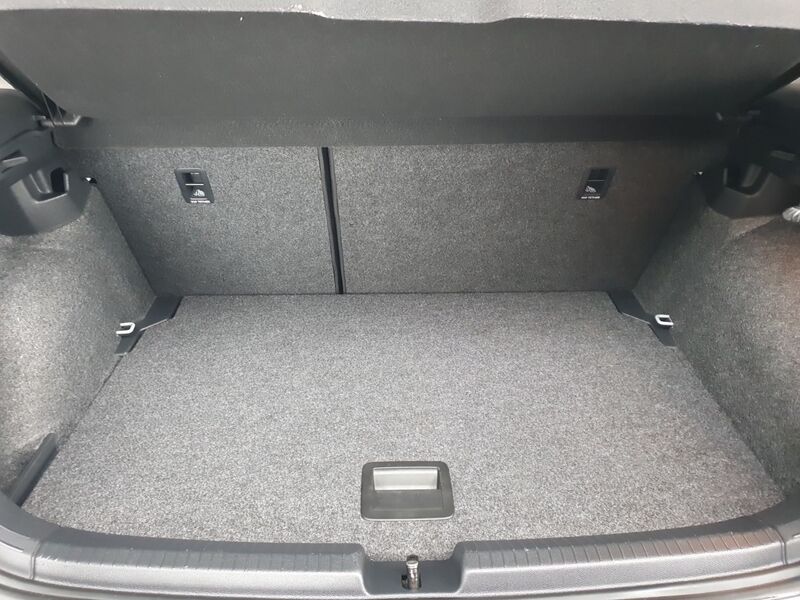 More views of Volkswagen Polo