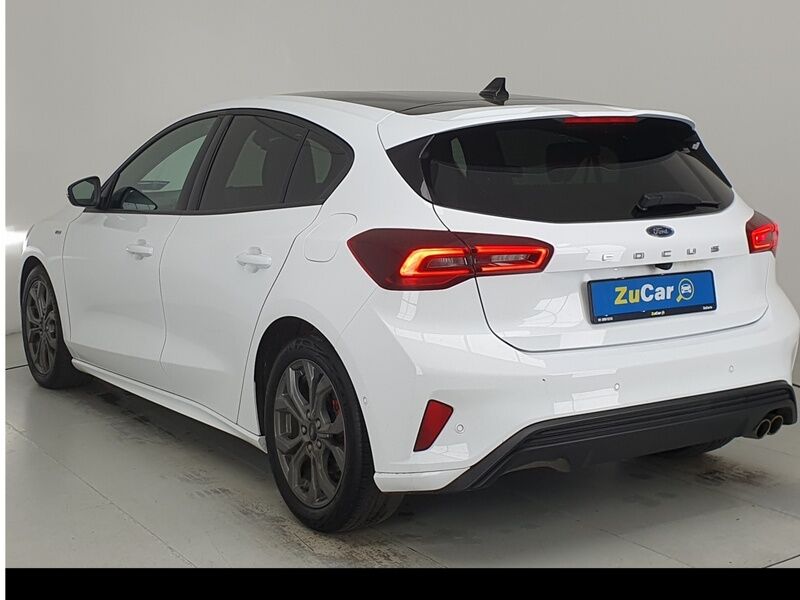 More views of Ford Focus