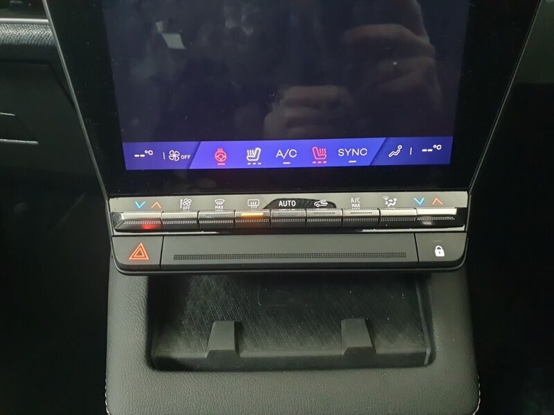 More views of Renault Megane E-Tech