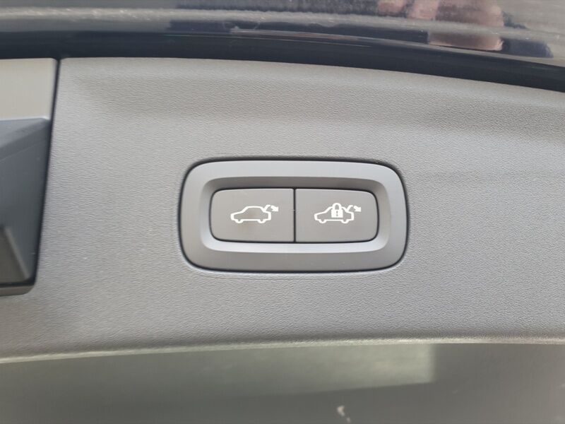 More views of Polestar 2