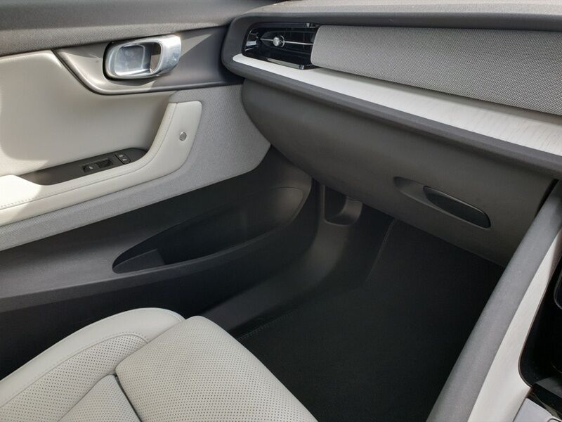 More views of Polestar 2