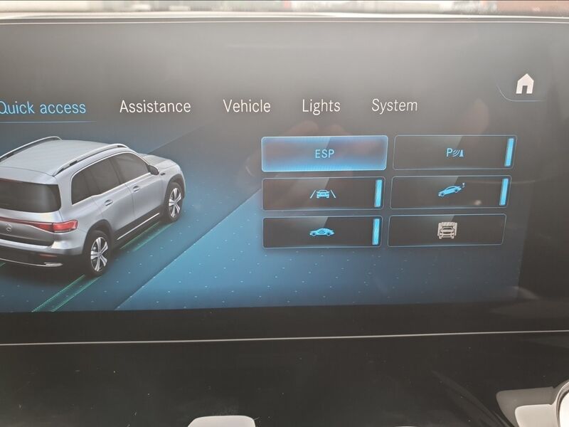 More views of Mercedes-Benz EQB