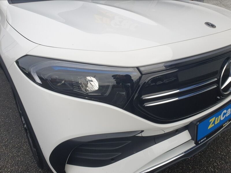 More views of Mercedes-Benz EQB