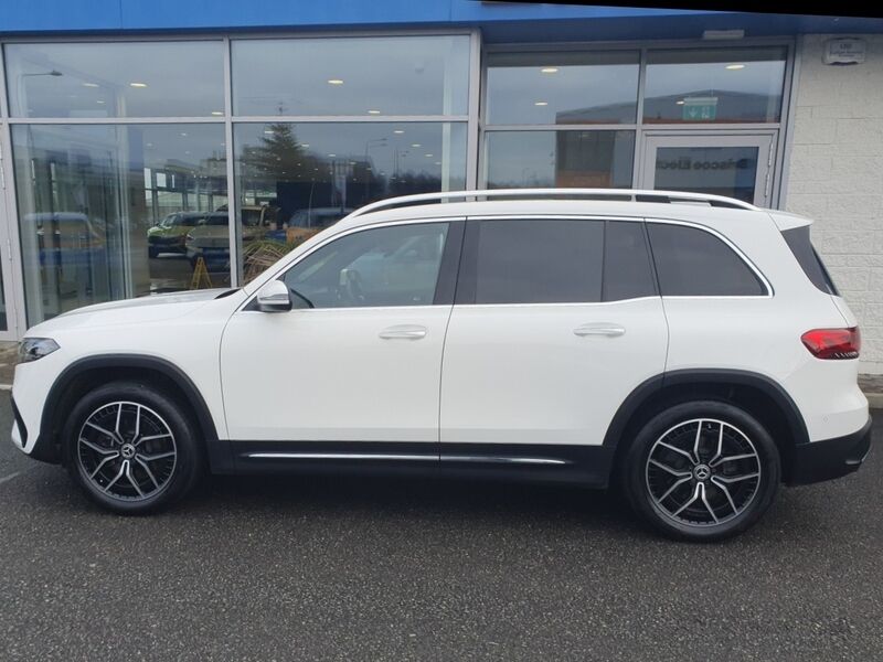 More views of Mercedes-Benz EQB