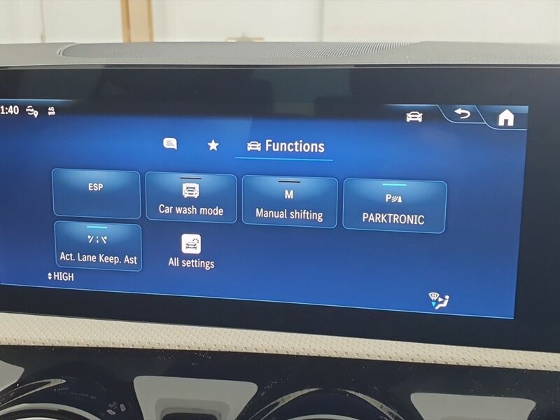 More views of Mercedes-Benz CLA