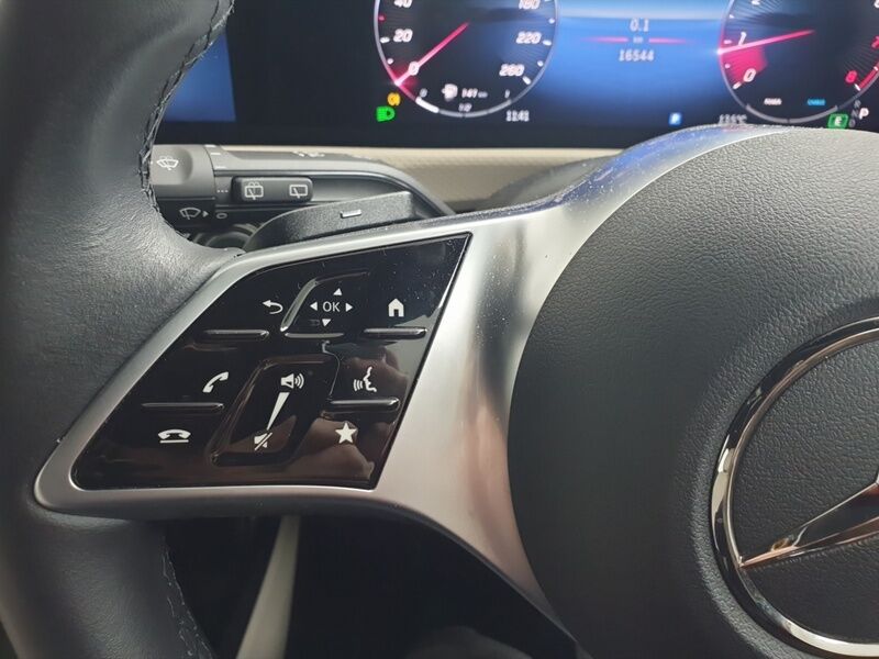 More views of Mercedes-Benz CLA