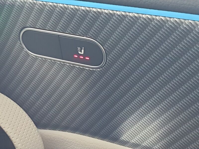 More views of Mercedes-Benz CLA