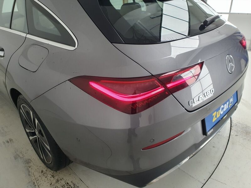 More views of Mercedes-Benz CLA