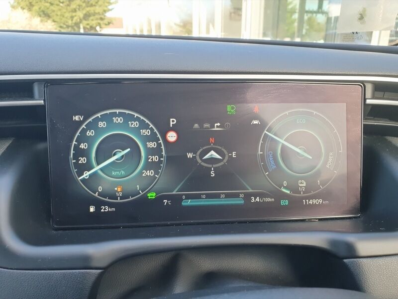 More views of Hyundai Tucson