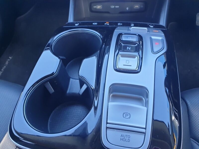 More views of Hyundai Tucson